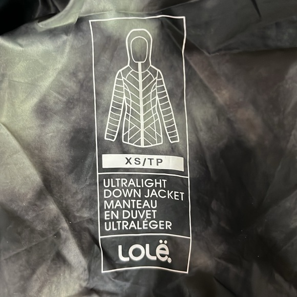 LOLE XS Packable Down Jacket with Hood. Excellent Condition - Picture 7 of 9